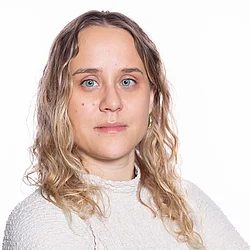 Dr Julia Port